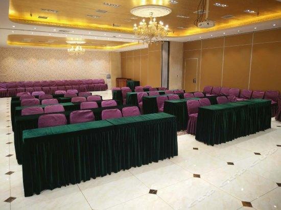 Tianjin Jinma Hotel Buitenkant foto